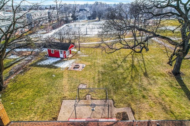 21W051 Woodview Drive, Itasca, IL 60143