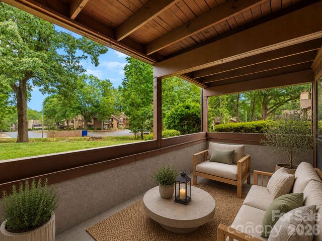 7204 Winery Lane, Charlotte, NC 28227