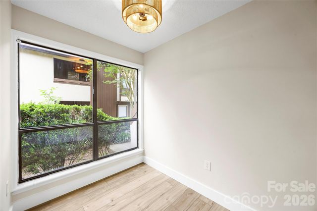 7204 Winery Lane, Charlotte, NC 28227