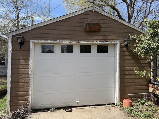 857 FRANKLIN STREET, Oshkosh, WI 54901