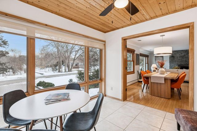 2141 Scott Avenue N, Golden Valley, MN 55422