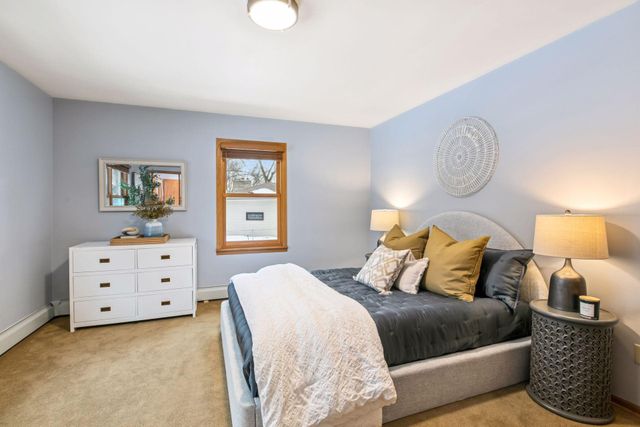 2141 Scott Avenue N, Golden Valley, MN 55422