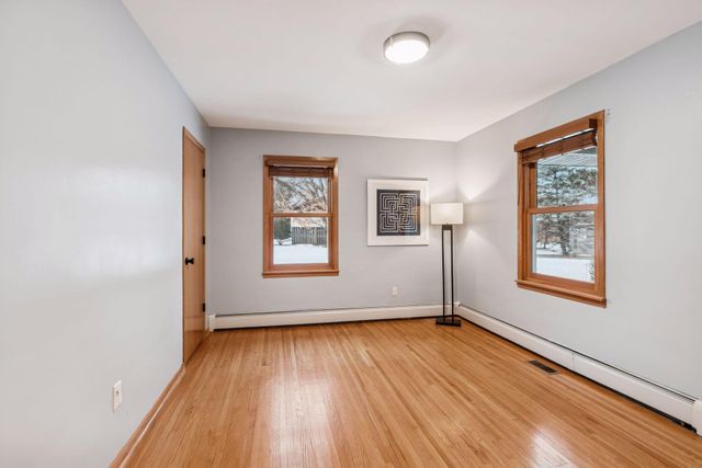 2141 Scott Avenue N, Golden Valley, MN 55422