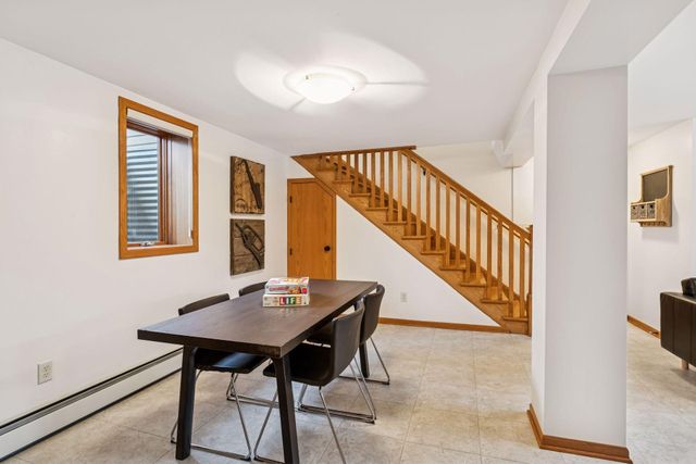 2141 Scott Avenue N, Golden Valley, MN 55422