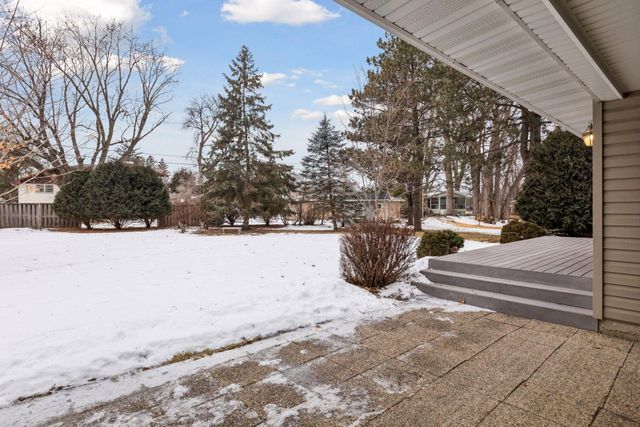 2141 Scott Avenue N, Golden Valley, MN 55422