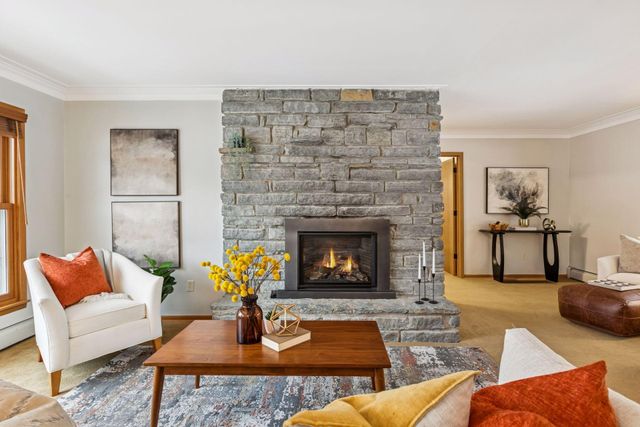 2141 Scott Avenue N, Golden Valley, MN 55422