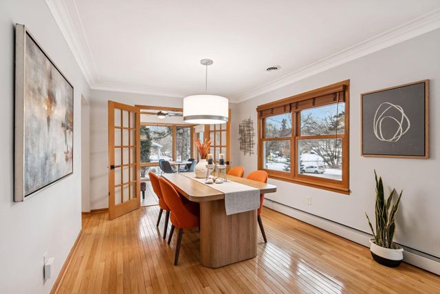 2141 Scott Avenue N, Golden Valley, MN 55422