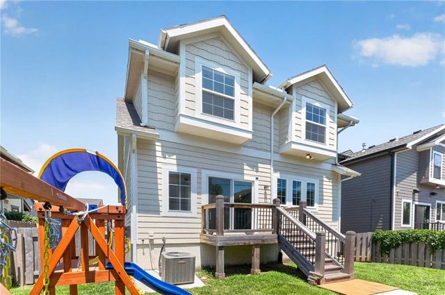 729 Corbin Terrace, Kansas City, MO 64111