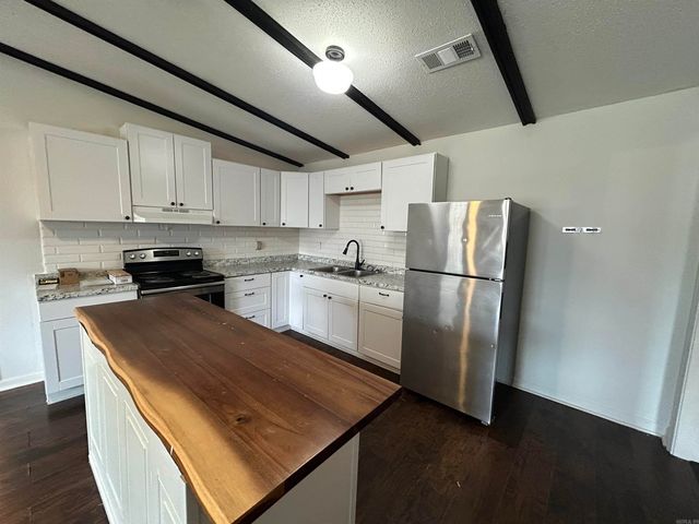 213 Melrose, Trumann, AR 72472