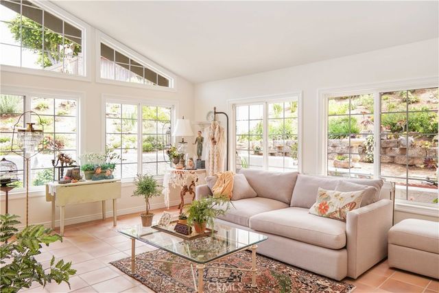 5071 Summit, Yorba Linda, CA 92886