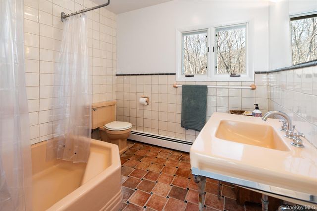 17 Highview Road, Pound Ridge, NY 10576