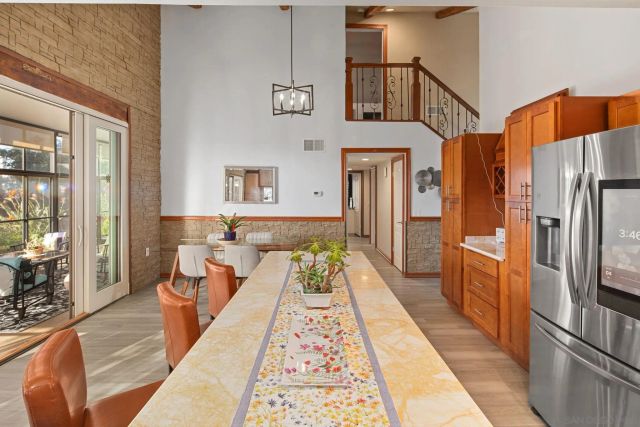 6433 La Paloma St, Carlsbad, CA 92009