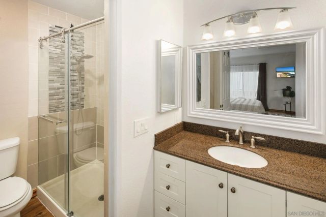 6433 La Paloma St, Carlsbad, CA 92009