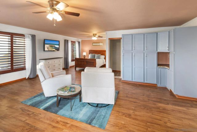 6433 La Paloma St, Carlsbad, CA 92009