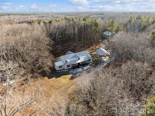 2370 Killian Road, Edgemoor, SC 29712