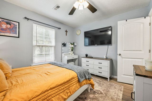 1842 Spivey Ave., Conway, SC 29527