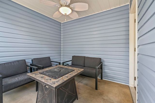 1842 Spivey Ave., Conway, SC 29527