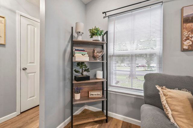 1842 Spivey Ave., Conway, SC 29527