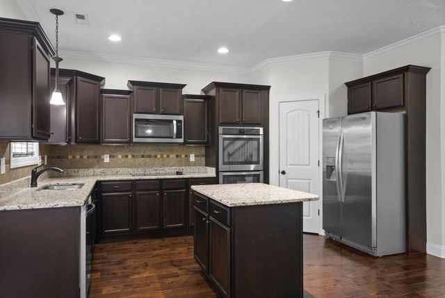 116 Thomas Traylor Ln, Clarksville, TN 37043
