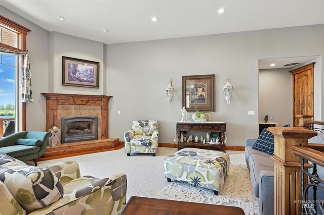 974 W Riverview Dr, Idaho Falls, ID 83401