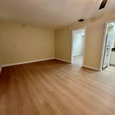 815 Middle River Drive 110, Fort Lauderdale, FL 33304