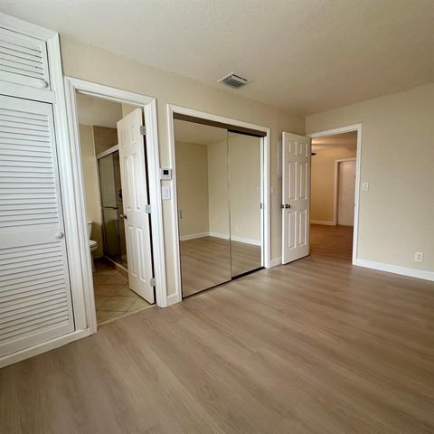 815 Middle River Drive 110, Fort Lauderdale, FL 33304