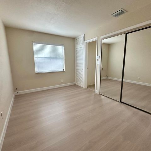 815 Middle River Drive 110, Fort Lauderdale, FL 33304