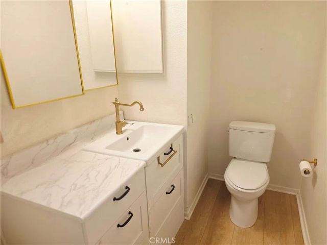 4132 E Mendez 106, Long Beach, CA 90815