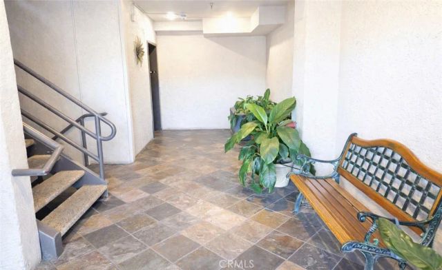 4132 E Mendez 106, Long Beach, CA 90815