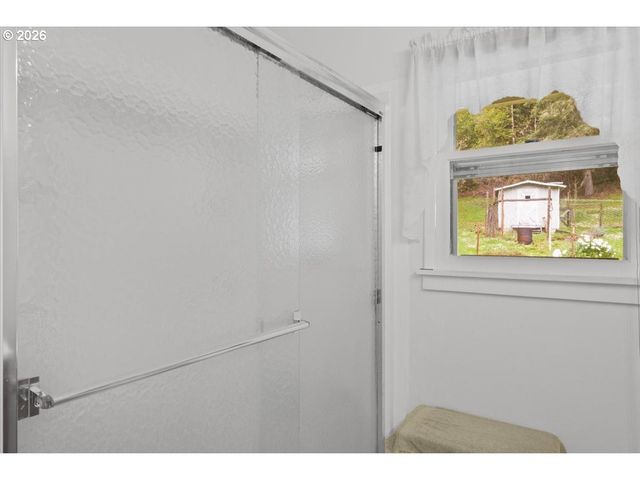 2277 COUGAR CREEK Rd, Oakland, OR 97462