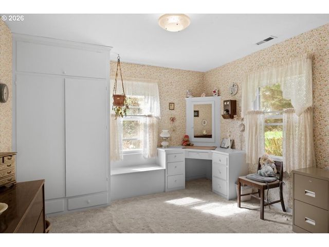 2277 COUGAR CREEK Rd, Oakland, OR 97462