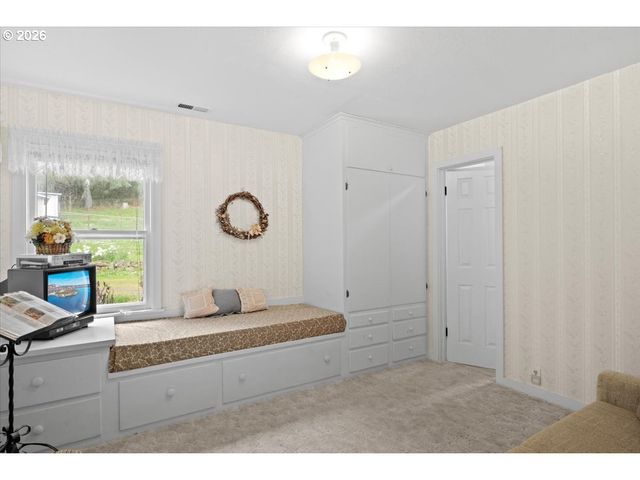 2277 COUGAR CREEK Rd, Oakland, OR 97462