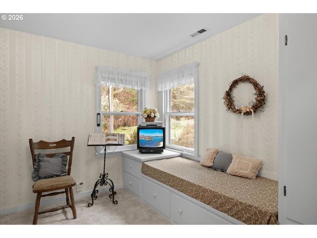 2277 COUGAR CREEK Rd, Oakland, OR 97462