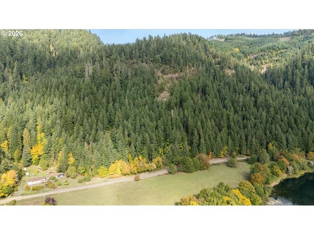 2277 COUGAR CREEK Rd, Oakland, OR 97462