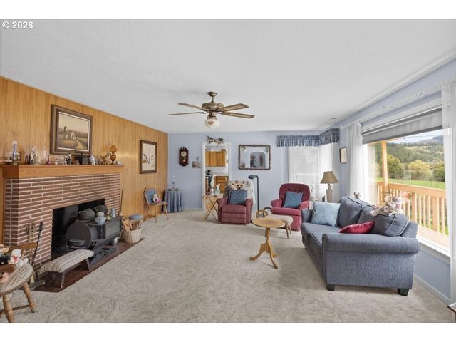 2277 COUGAR CREEK Rd, Oakland, OR 97462