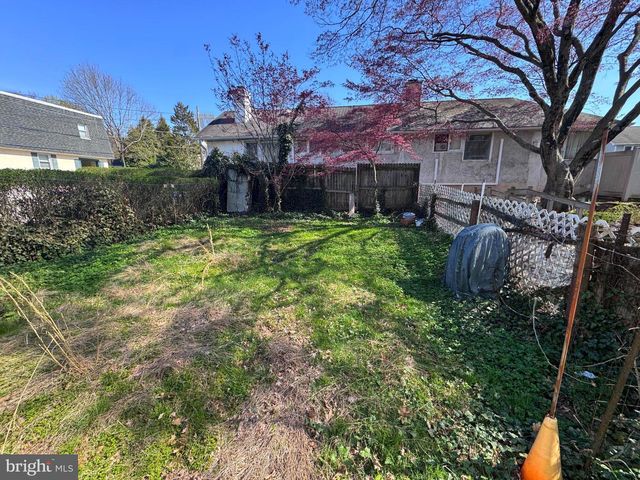 218 HILLSIDE AVE, Jenkintown, PA 19046
