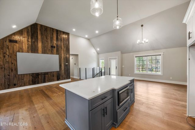 1000 Perch Drive, Knoxville, TN 37922