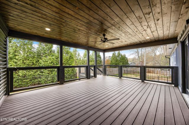 1000 Perch Drive, Knoxville, TN 37922