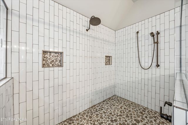 1000 Perch Drive, Knoxville, TN 37922