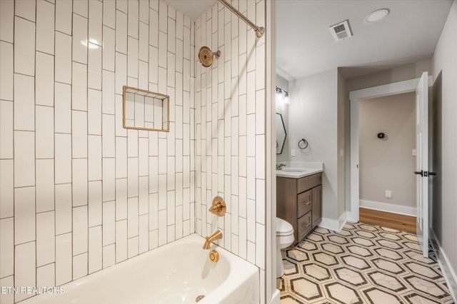 1000 Perch Drive, Knoxville, TN 37922