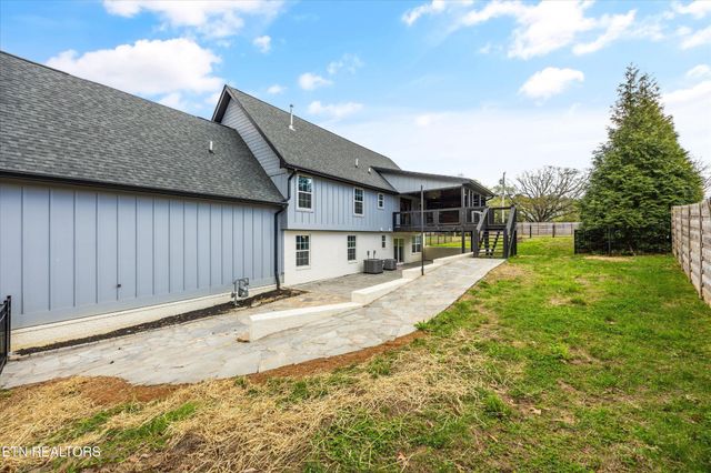 1000 Perch Drive, Knoxville, TN 37922