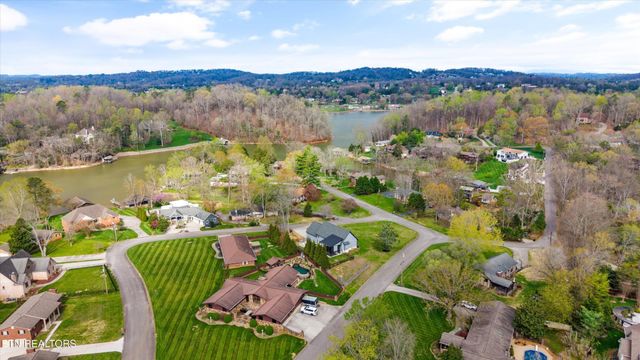 1000 Perch Drive, Knoxville, TN 37922