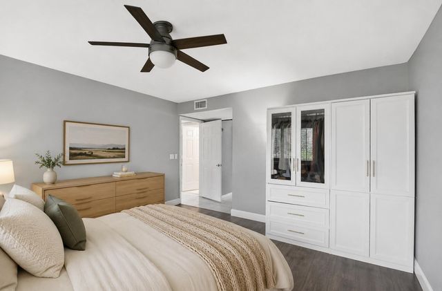 14 Via De Casas Sur 104, Boynton Beach, FL 33426