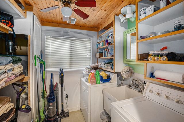 11422 Lakeshore Drive, Lakeview, MI 48850