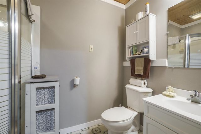 11422 Lakeshore Drive, Lakeview, MI 48850