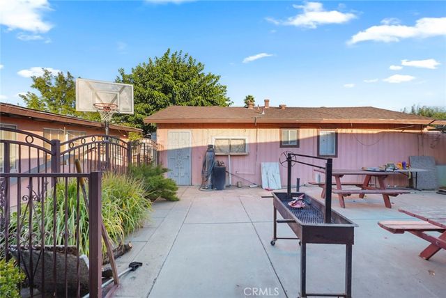 7685 Walnut Avenue, Winton, CA 95388