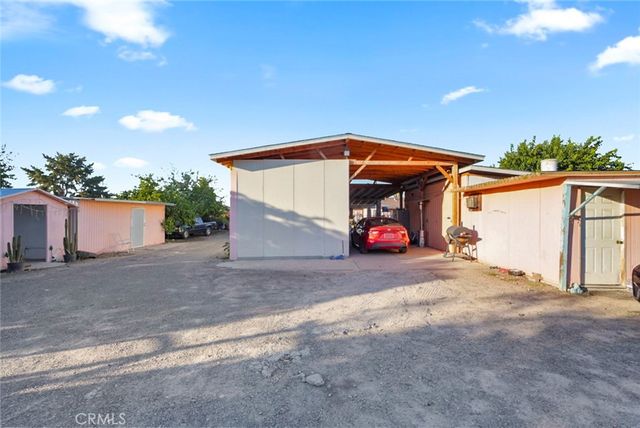 7685 Walnut Avenue, Winton, CA 95388