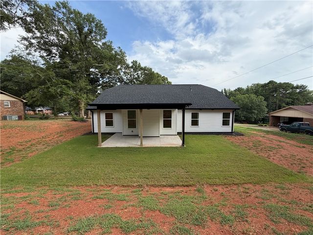 135 Westwood Circle, Anderson, SC 29621