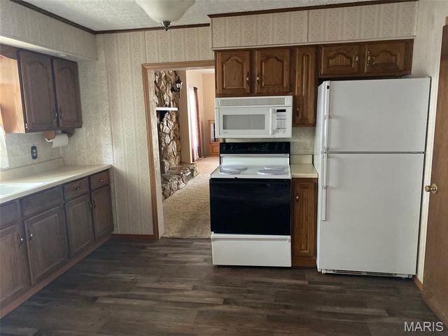 464 S Mill Street, Nashville, IL 62263