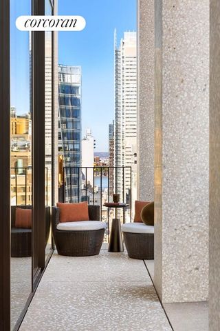 16 W 40TH Street PHN, New York City, NY 10018